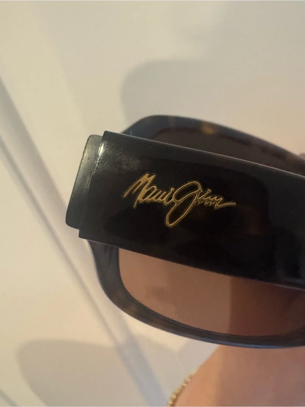 Maui Jim Nalani MJ295-10 Polarized Tortoise Sunglasses + Case